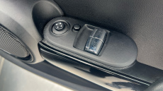 MINI Hatchback 1.5 Cooper Classic 3dr Petrol Hatchback